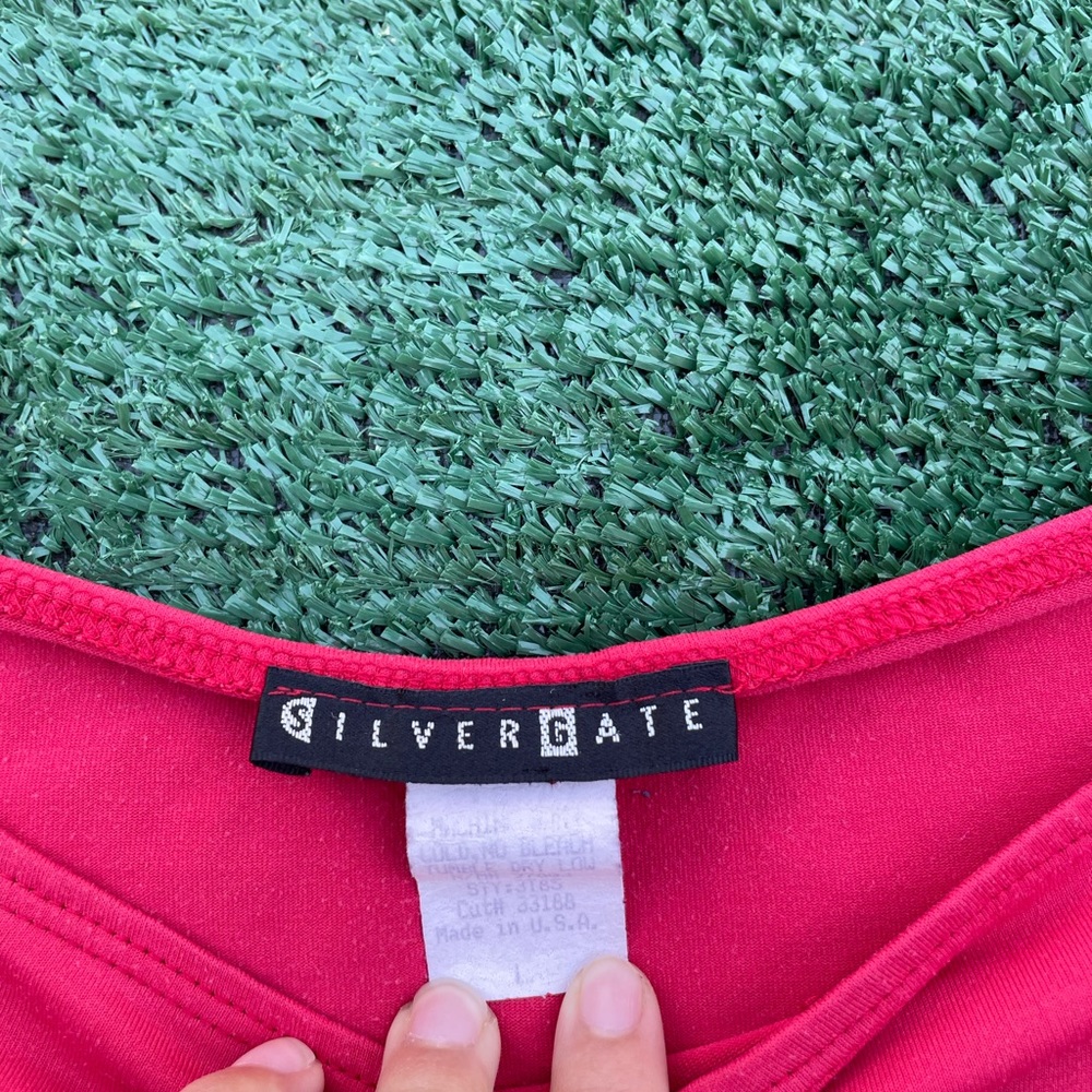 2000s Red Top - Picture 3 of 4